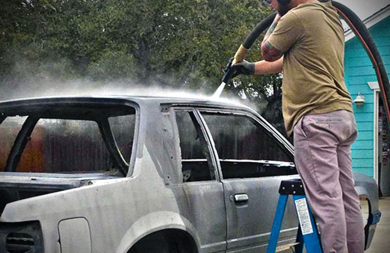 sandblasting-car